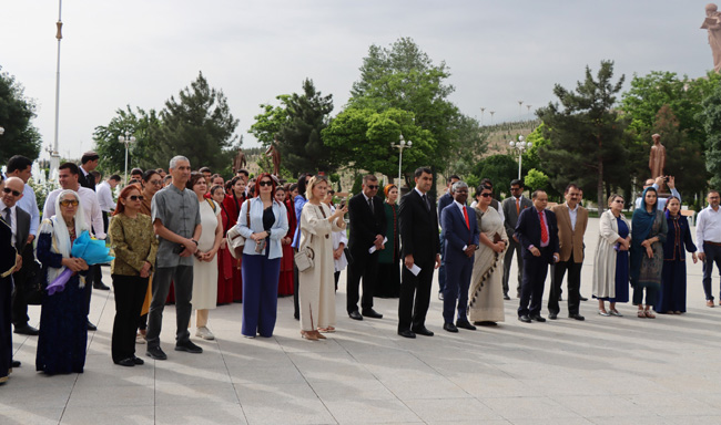 Celebrations of the 165th Birth Anniversary of Rabindranath Tagore organized by the Embassy in Ashgabat.