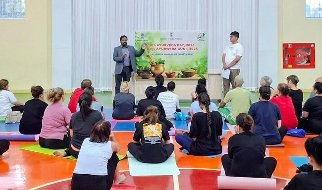 Embassy of India celebrated 10th Ayurveda Day at the Yoga Centre in Bagtyyarlyk Sports complex (22 September 2025)