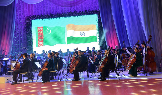On the occasion of 18th PBD, Embassy organized a musical concert on 9 Jan 2025.